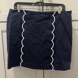 Crown & Ivy scalloped Navy Skort